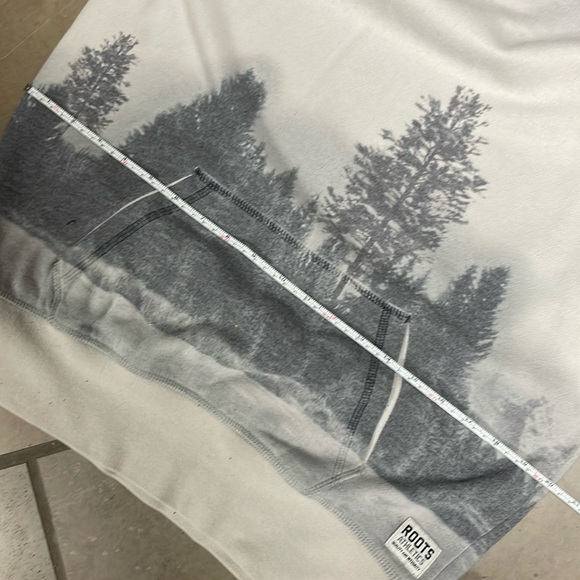 Roots Hoodie - Picture 5 of 5